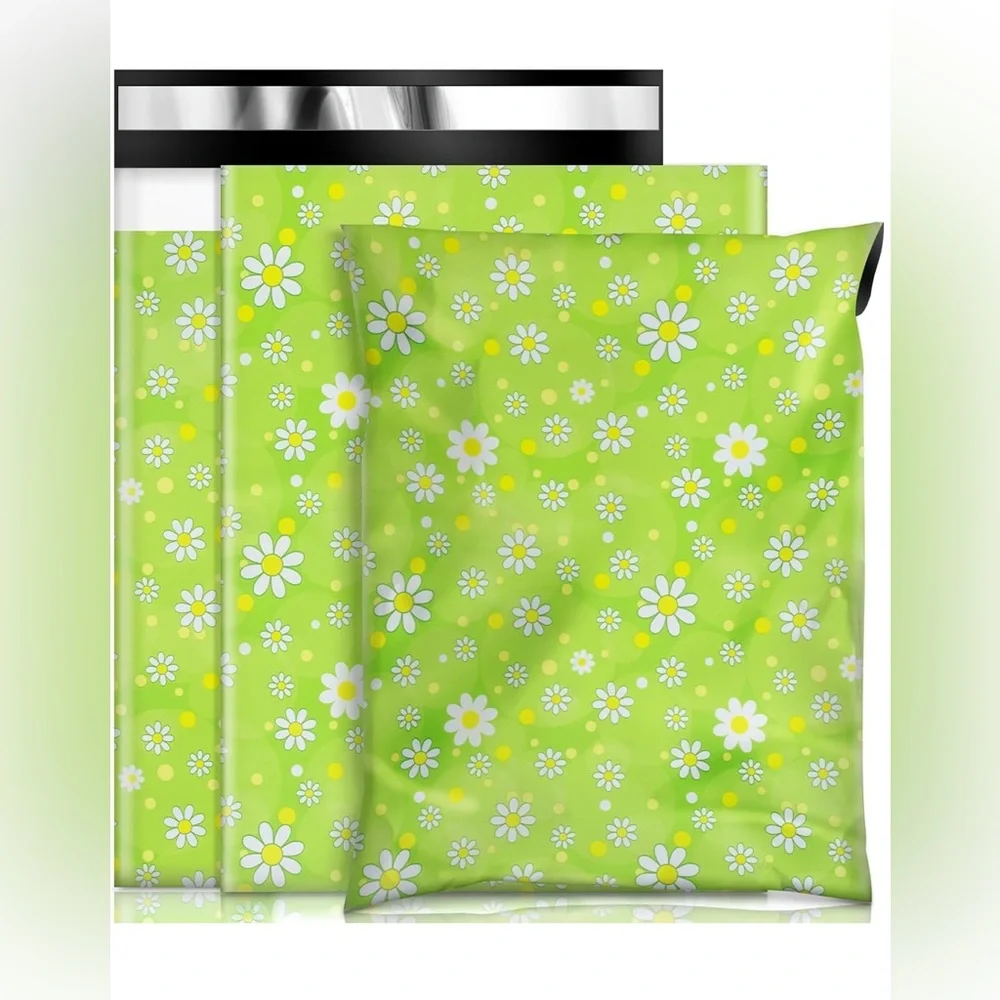 20- 10 x 13 large daisy light green poly bags for shipping